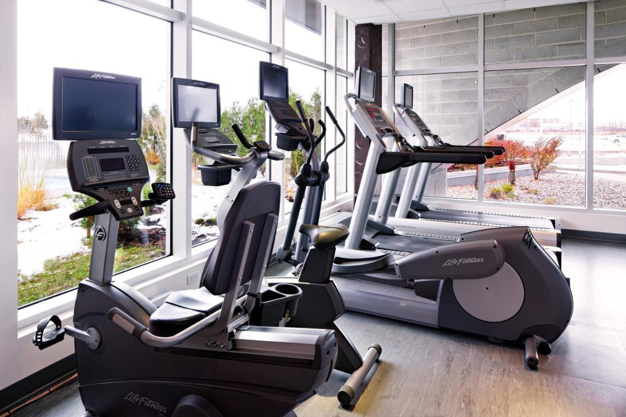 Four Points By Sheraton Levis Convention Centre Екстер'єр фото
