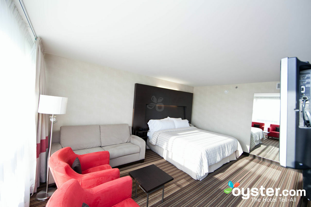 Four Points By Sheraton Levis Convention Centre Екстер'єр фото