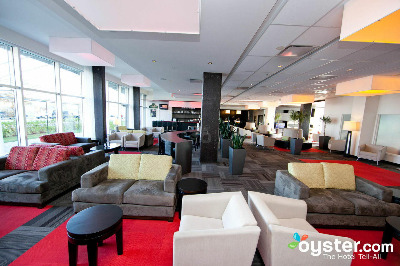 Four Points By Sheraton Levis Convention Centre Екстер'єр фото