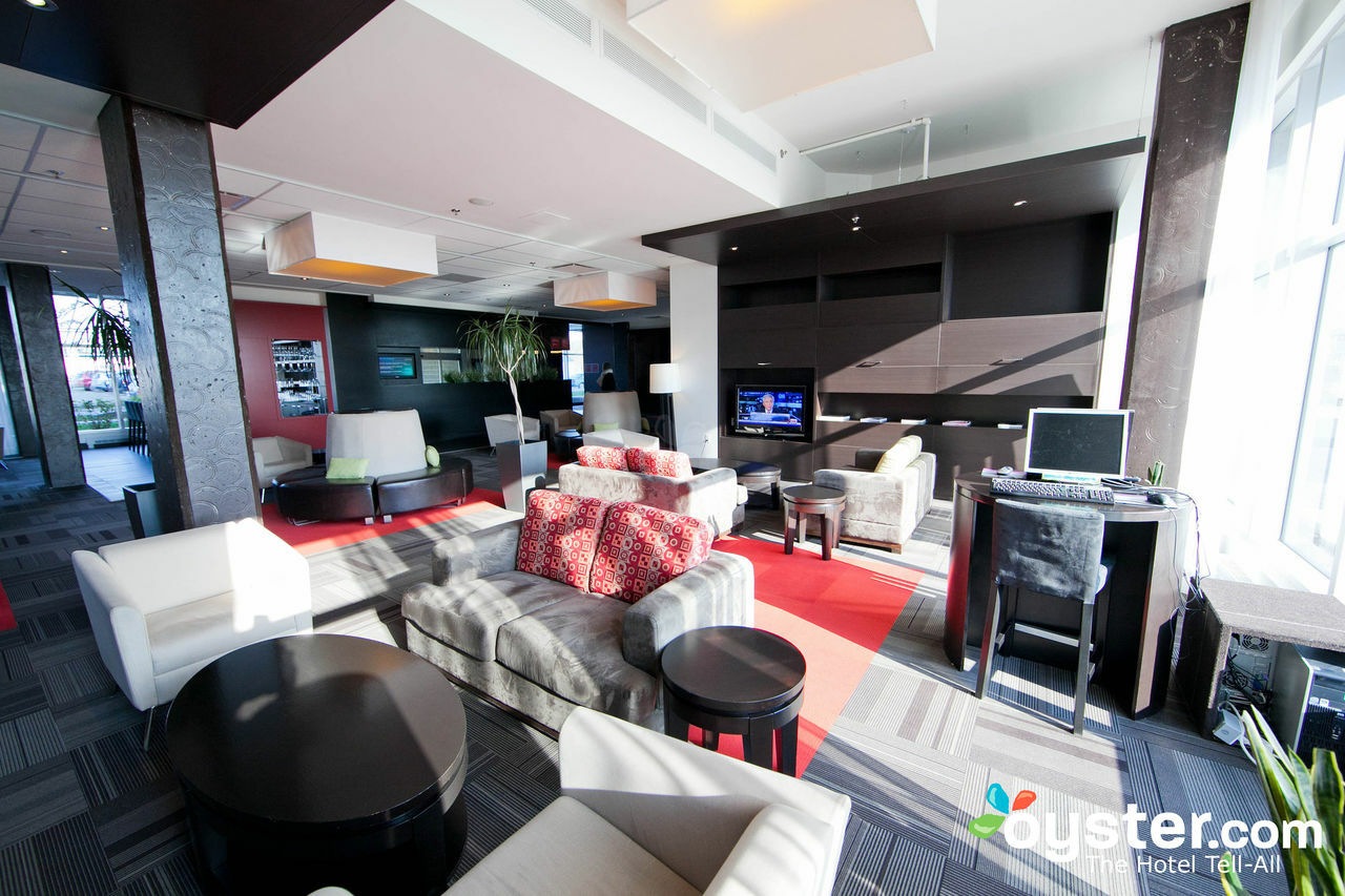 Four Points By Sheraton Levis Convention Centre Екстер'єр фото
